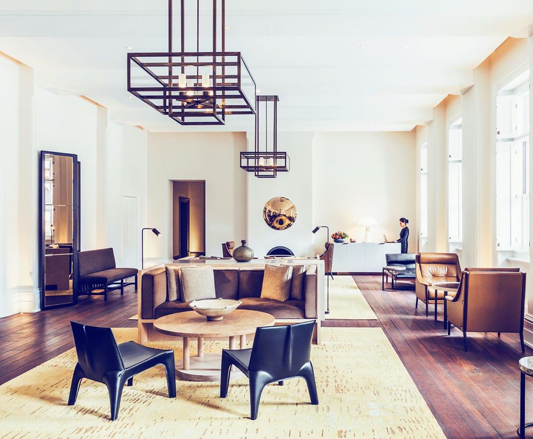 Reopening its doors to guests today, @comotreasury is a contemporary luxury hotel in Perth’s newly revitalised historic heart 🇦🇺⁣
⁣
The perfect destination for those looking to explore Western Australia’s largest city, the property boasts 48 rooms, two restaurants, a bar and world-renowned COMO Shambhala Urban Escape ✨⁣
⁣
#COMOTheTreasury #Perth #Australia #LuxuryTravel #COMOShambhala #FoxCommsTravel ⁣
⁣